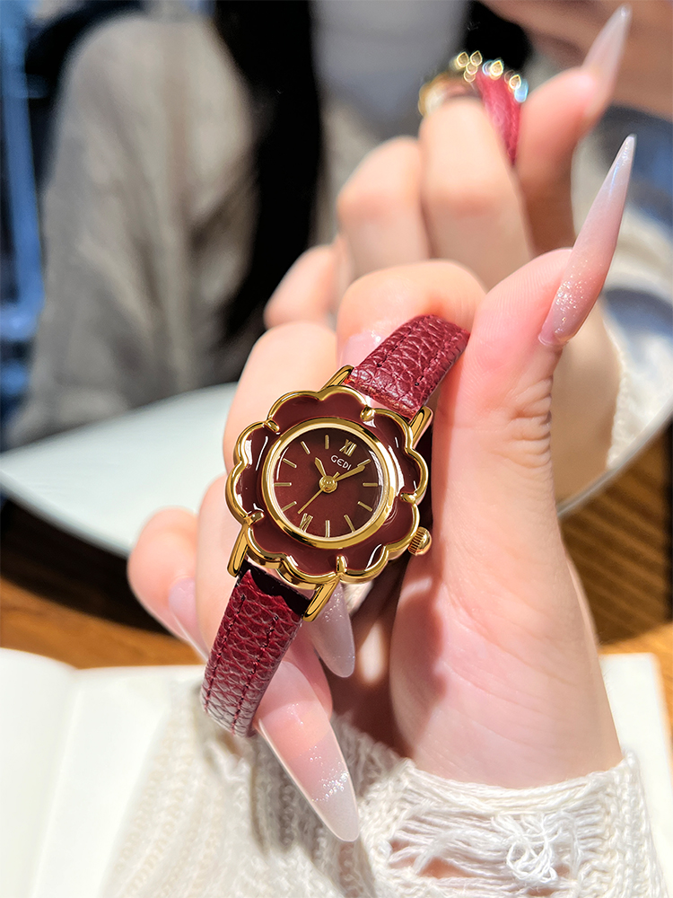 Vintage-style leather floral d - Vintage Watch Collecting ulasan dan harga