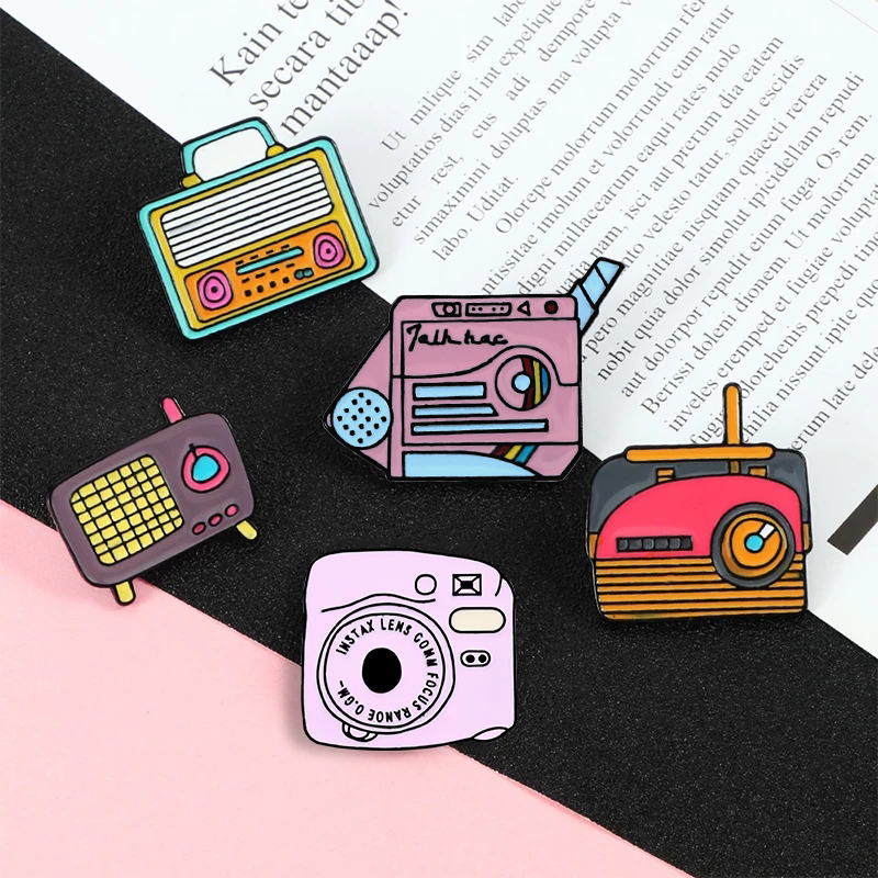 Vintage Game Enamel Pins Colle - Vintage Game Collection ulasan dan harga